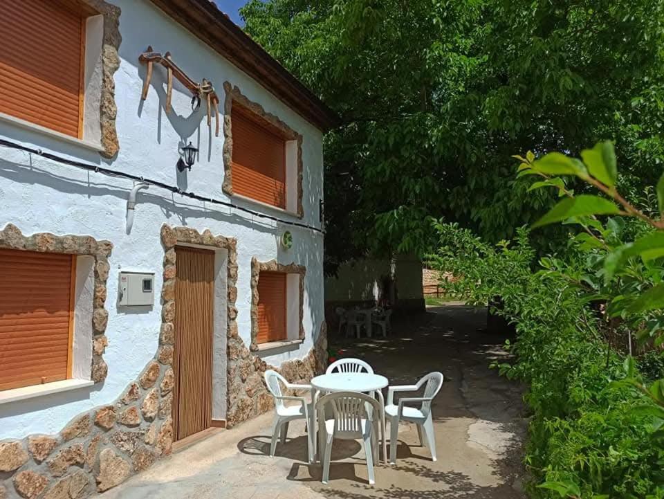 Cortijo Ramon Petra Guest House Nerpio Exterior foto